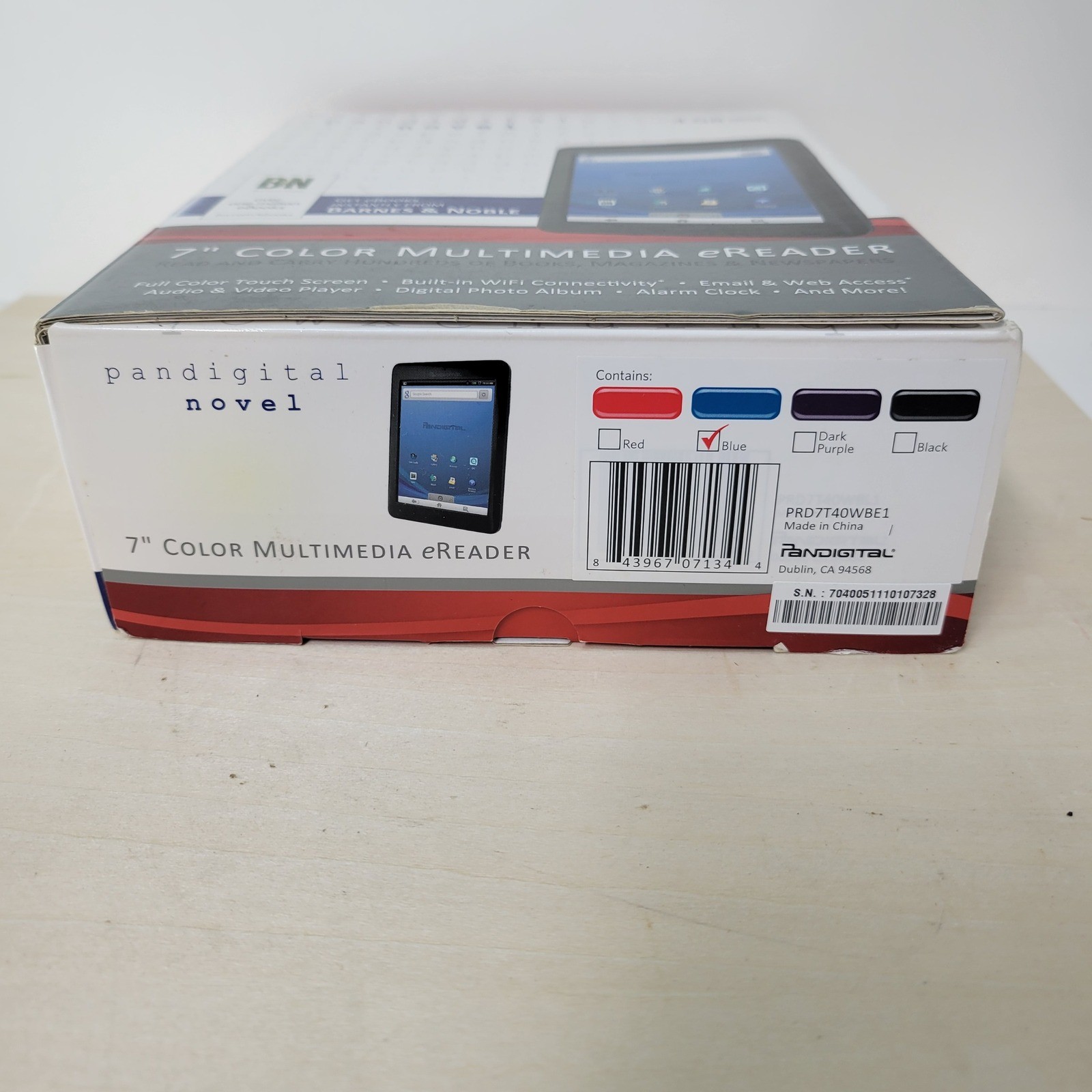 Pandigital Novel 7" Color Multimedia eReader 4GB Internal Memory - Blue