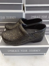 Dansko Professional Tooled Black Antique Women's Size 37 906-820202 Shoe Black
