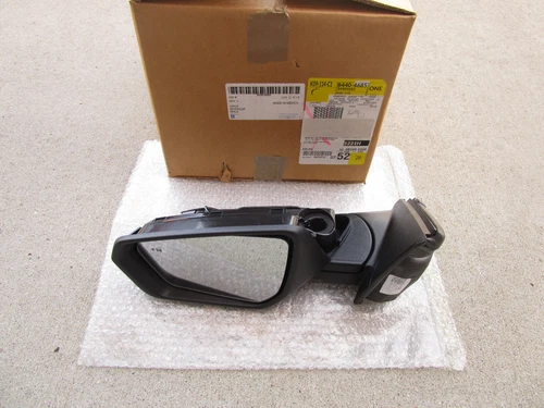18 - 23 CHEVY GMC DRIVER LEFT SIDE EXTERIOR DOOR MIRROR W/O COVER OEM NEW