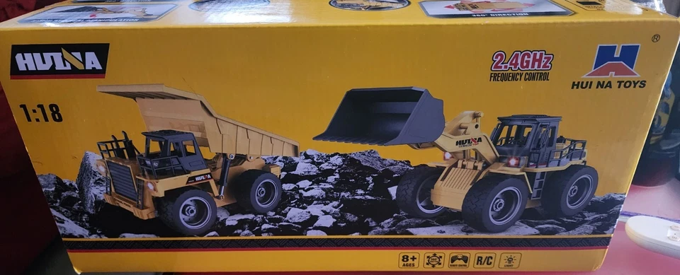 RC Dump Truck Six Channel 2.4G HUINA 1540 Construction 1/18 Alloy Toy Kid - Image 3 of 4