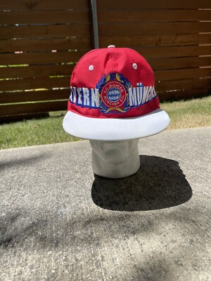 Vintage FC Bayern Munchen Munich Soccer Snapback Hat Official Tour Cap RARE