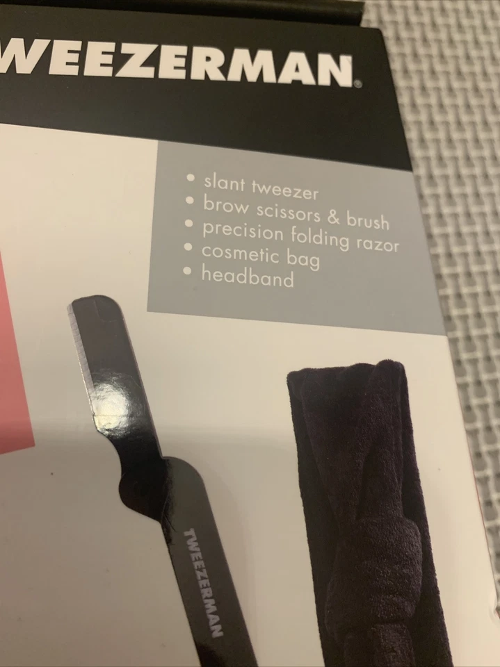 TWEEZERMAN Brow Basics Gift Set GENUINE  - Image 2 of 4