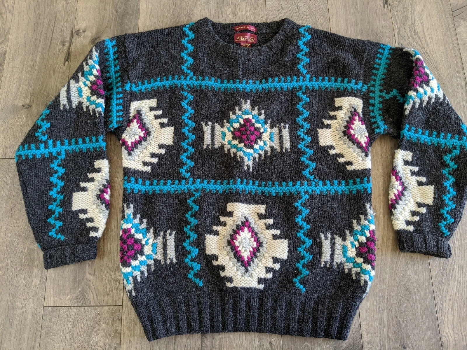 Arbor Way Wool Sweater Large knitted by hand black Aztec print EUC X12
