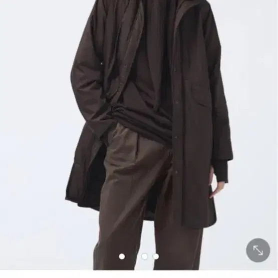 Uniqlo Padded Non-Quilted Coat - Brown, FW 2024 thumbnail 2