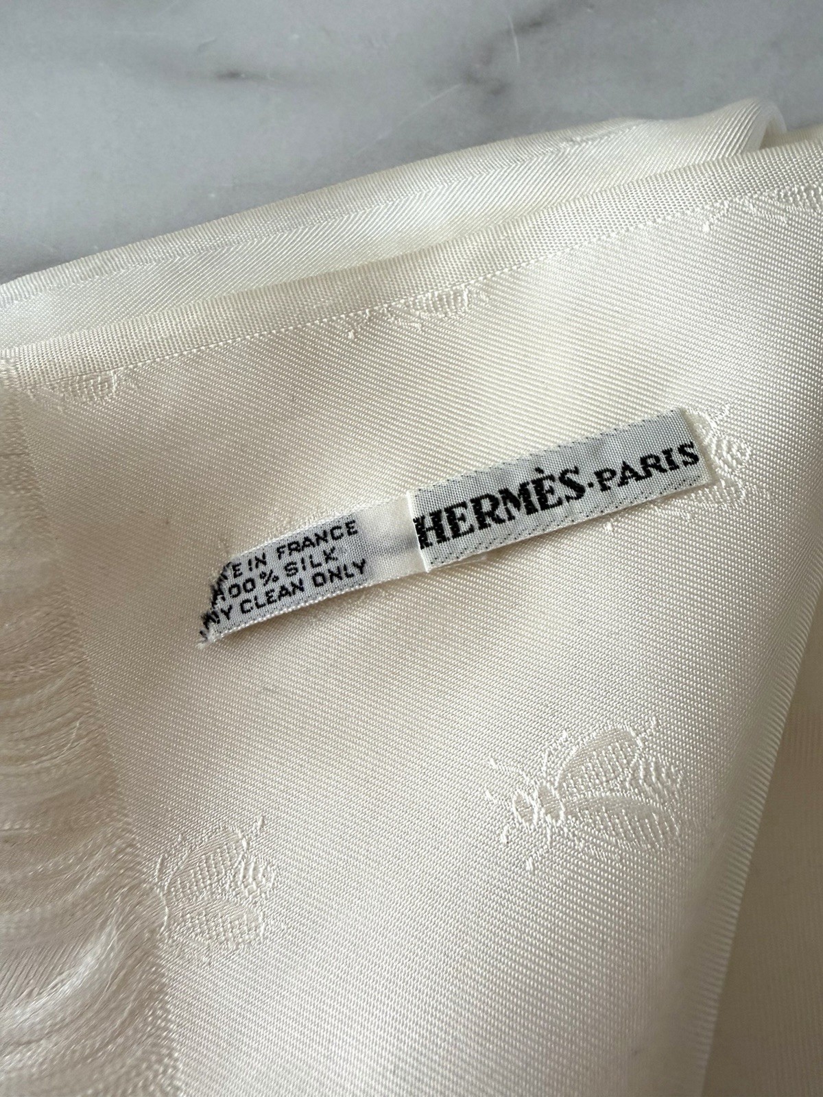 Vintage Hermes Paris 100percent Silk Off White Royal Bee Print Scarf Shawl 56” X 37” image 3
