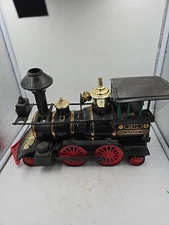 JIM BEAMS GRANT LOCOMOTIVE RAILROAD TRAIN ENGINE WHISKEY DECANTER KENTUCKY W BOX