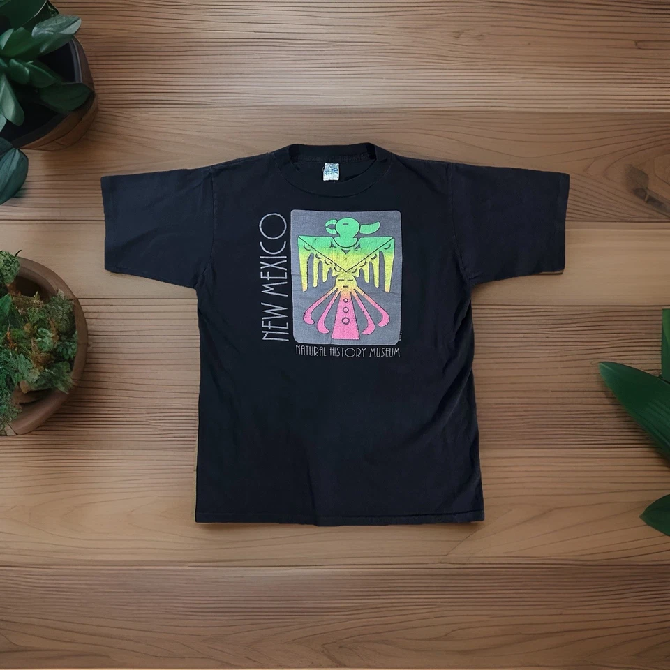 复古 1989 年新墨西哥州自然历史博物馆旅游目的地黑色衬衫男式 LG — 第 2/4 张图片