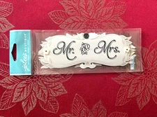 VERY RARE - BEAUTIFUL MR & MRS WEDDING 3D STICKER TITLE BY JOLEE'S BOUTIQUE -