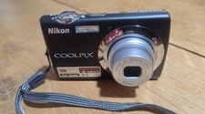 Appareil photo numérique vintage, très joli Nikon Coolpix S220, 10Mp, Japon 2009