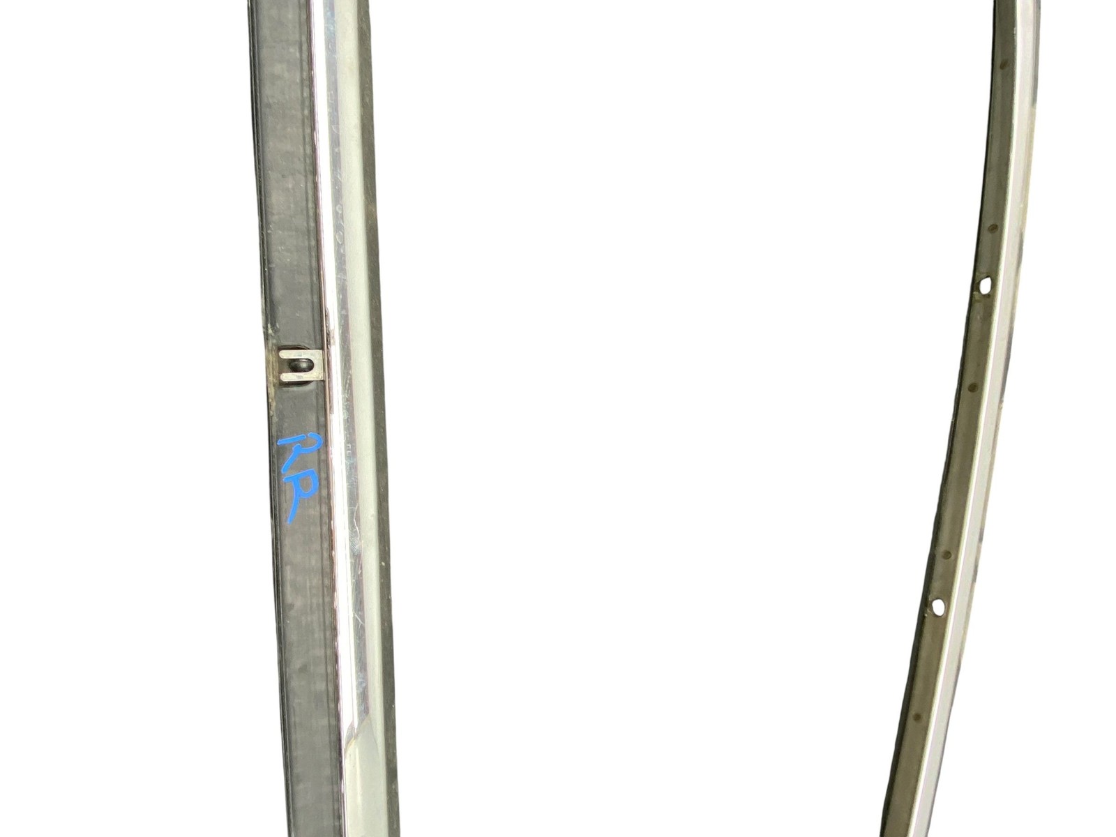 2013-2019 BENTLEY FLYING SPUR 4W 223B REAR RIGHT OUTER DOOR TRIM SET (2) |SILVER