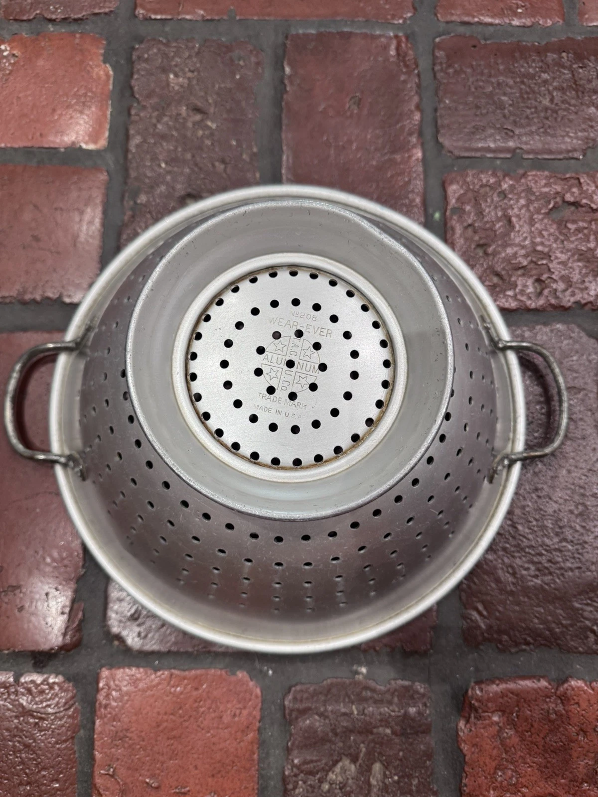 LARGE VTG Wear-Ever #4616 Aluminum Colander Strainer Commercial Size