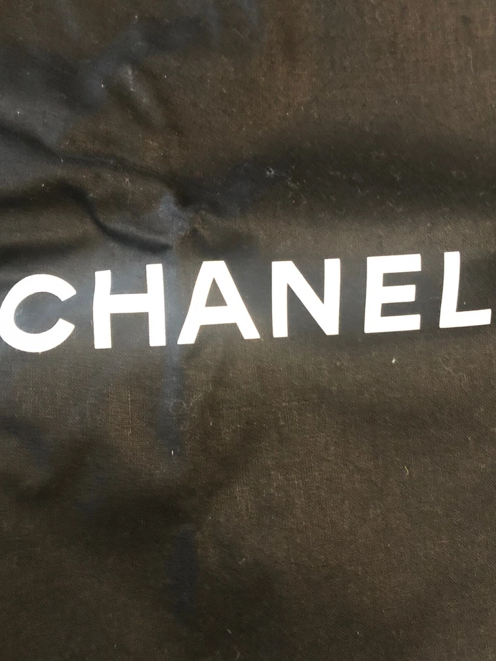 Chanel Negro Prenda Bolsa de Viaje Lona 2020 23x38 NUEVO Foto 2 de 4