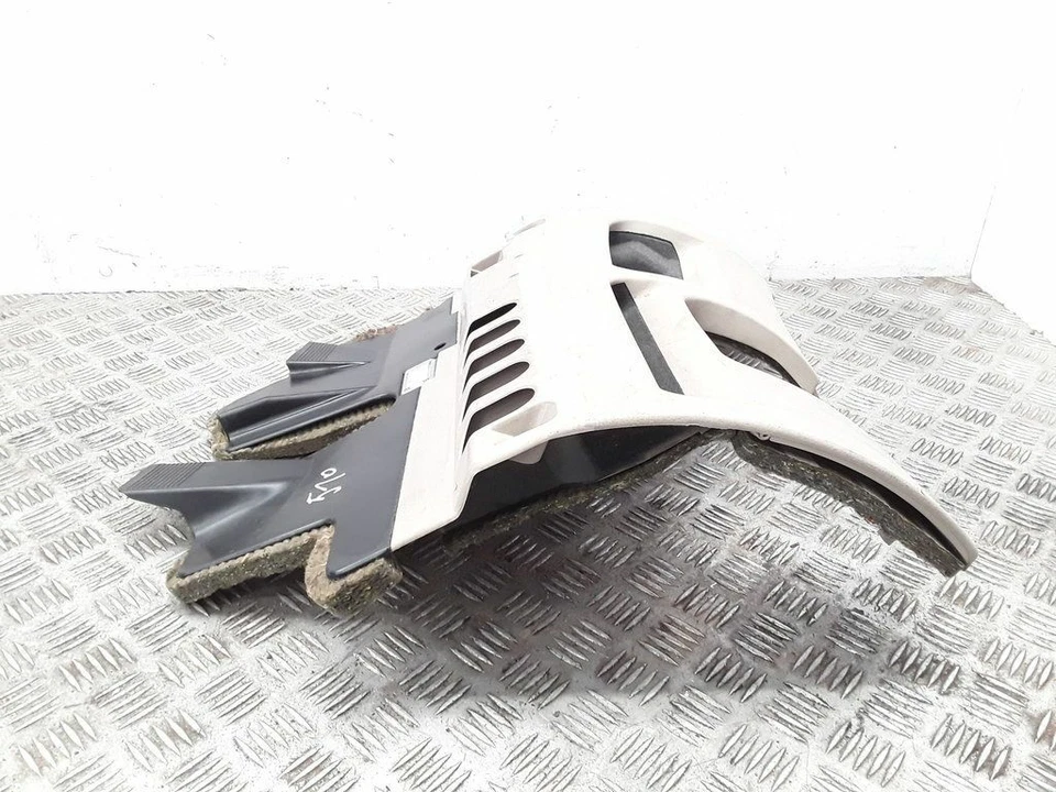 Audi A6 C5 2.4 125kw 2003 LHD Vorne Armaturenbrett Unterer Verkleidung 4B1863075 - Imagem 4 de 4