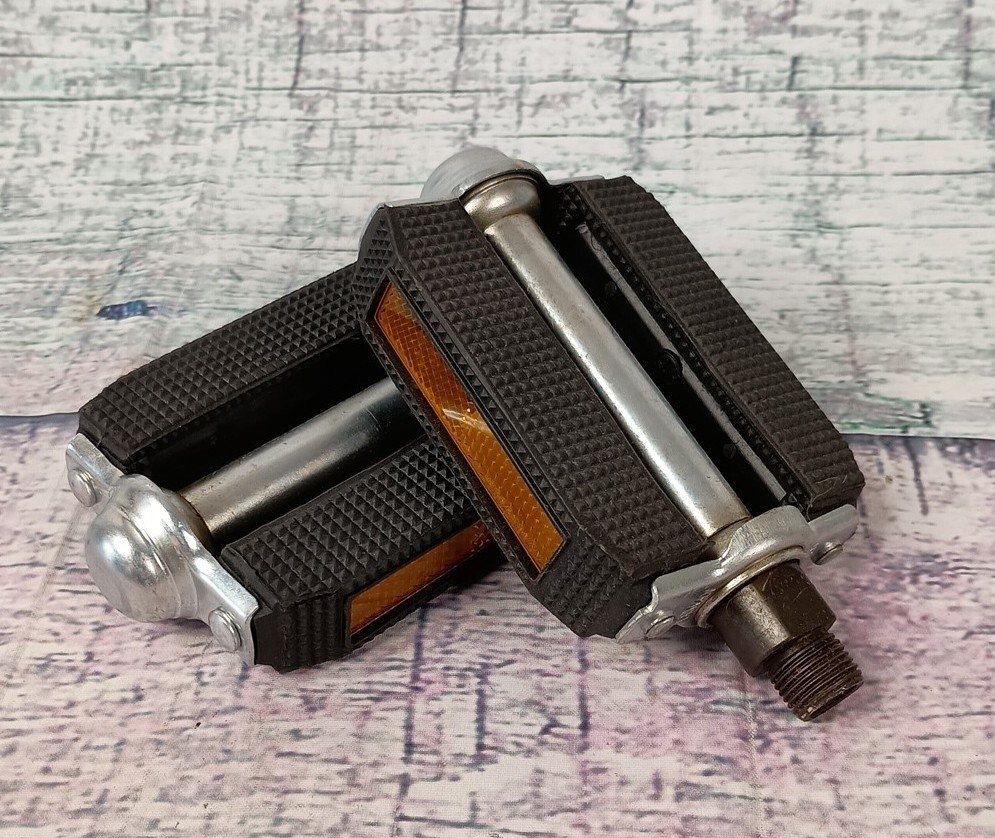 Vintage HTI 791 Bike Pedals Rubber Block 9/16" Axle Set of 2, Fits Schwinn, + eBay