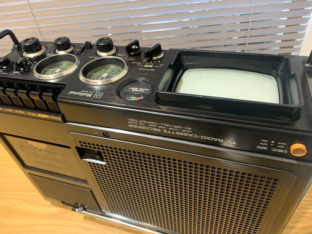 National TR-512F AM / FM Radio Cassette Player Working