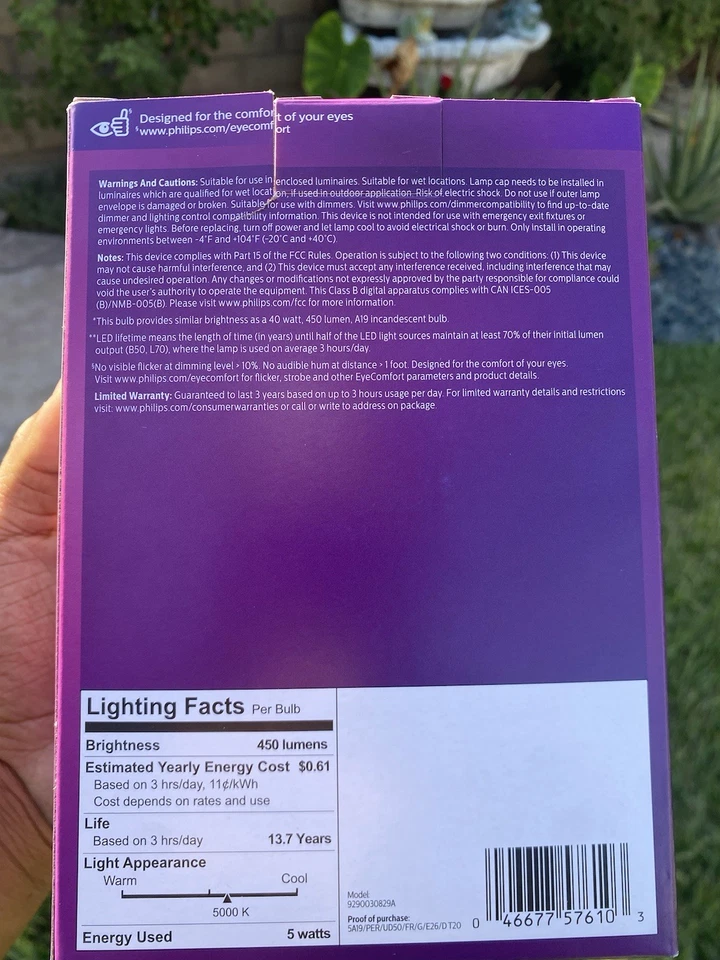 Philips 4 PackUltra Definition 40W Dimmable LED Daylight Light Bulbs - Image 3 of 4