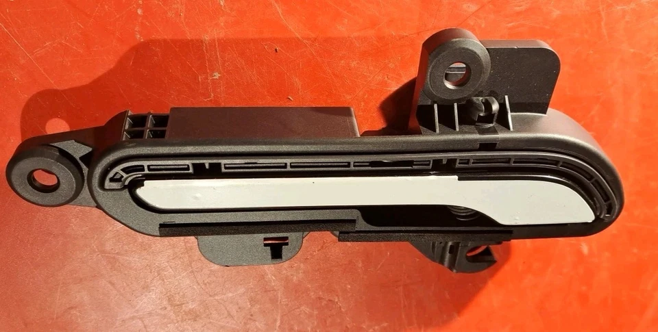 NEW OEM Tesla Door Handle Outer Passive Right Hand Black 1528115-99-e - Image 3 of 4