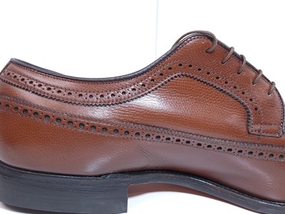 Brown Pebble Grain