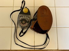 Vintage Norwood Director Exposure Light Meter Model B Made In USA w/leather case
