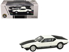 Paragon PA-55646 1/64 1972 De Tomaso Pantera White and Black