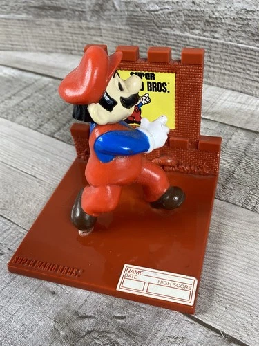 Vintage 1988 Super Mario Bros Fireball Trophy