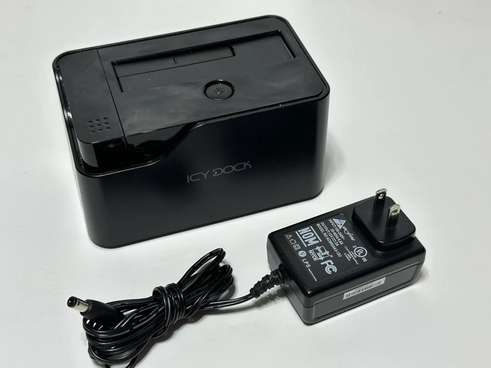 ICY DOCK MB981U3S-1S 2.5"/3.5" SATA HARD DRIVE DOCKING STATION USB 3.0 & eSATA - Image 3 of 4