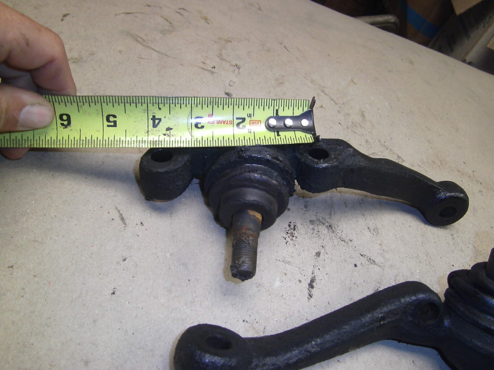 1963 1965 66 67 1970 76 DUSTER DART VALIANT USED LOWER BALL JOINT