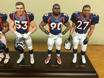 Danbury Mint 1998 Denver Broncos Super Bowl Team 10-Figure Danbury Mint 1998 Denver Broncos Super Bowl Team 10-Figure