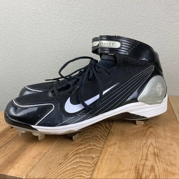 Nike huarache shop baseball shoes