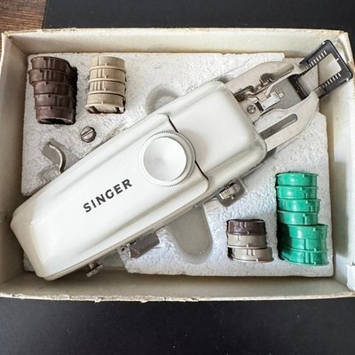 Singer Professional Buttonholer for Slant Needle Zig-Zag Machines Sewing Vintage