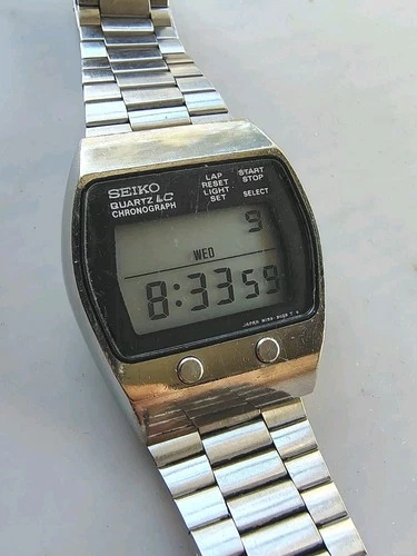 U27418 Vintage Seiko M1595029 Quartz LCD LC Chronograph Digital Mens Wat G3D