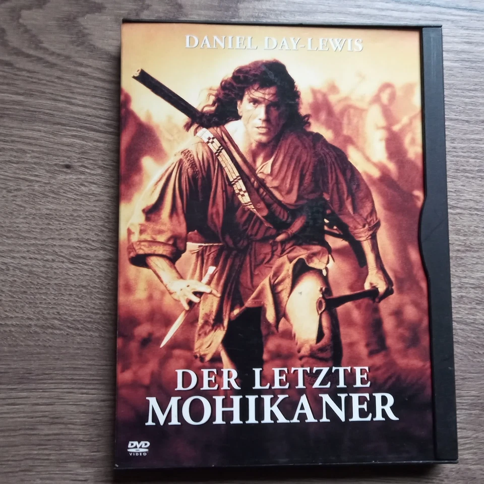 DER LETZTE MOHIKANER - Daniel Day-Lewis - Bild 1 von 2