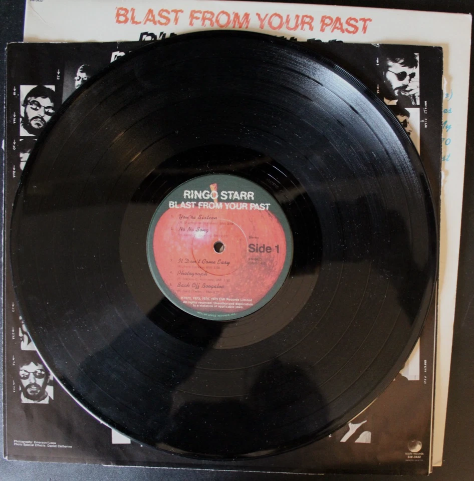 RINGO STARR VINYL LP BLAST FROM THE PAST BEATLES APPLE RECORDS NEAR MINT  - Image 4 of 4