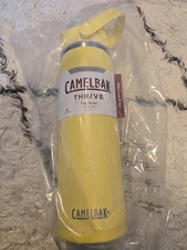 Camelback 25oz Thrive Flip Straw Insulated Bottle NEW