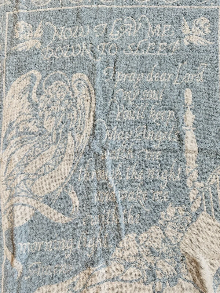 Manta de bebé tapiz 36x42” manta de bautizo azul pastel bebé hecha en EE. UU. Foto 3 de 4