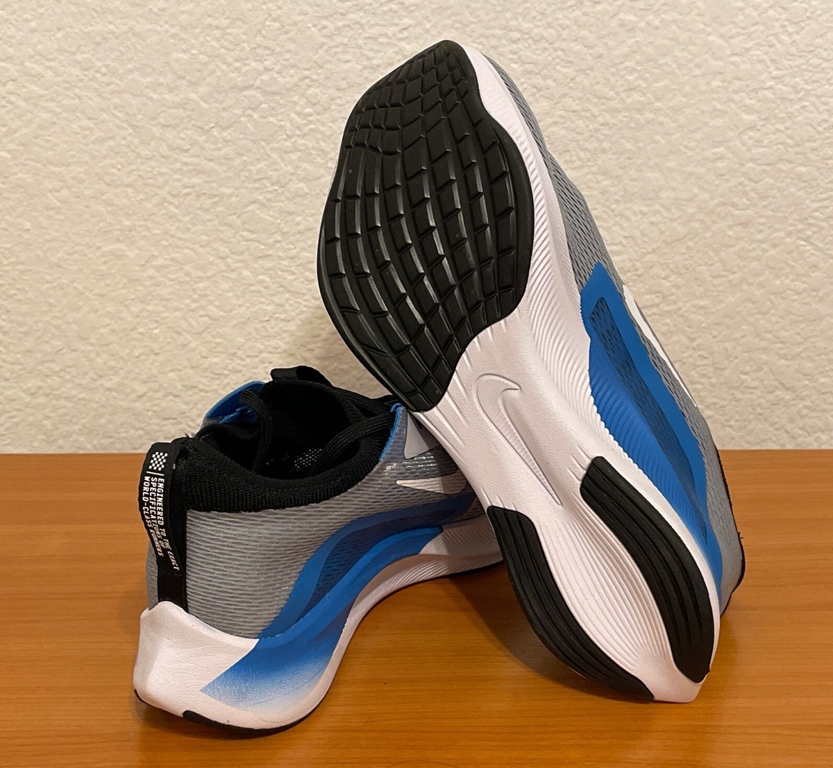 Nike Zoom Fly 4  display picture 1
