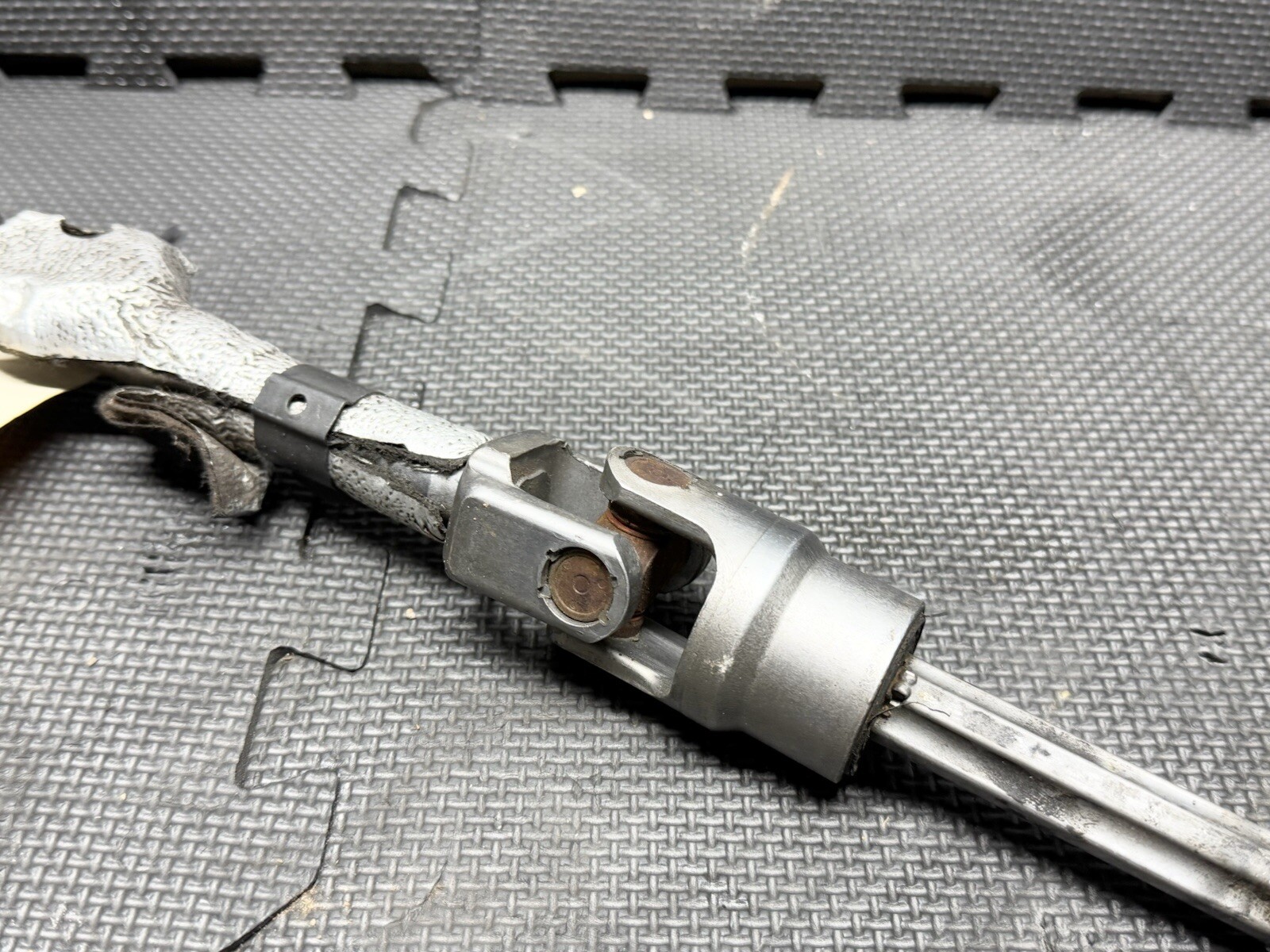 ⭐️2014-2020 MASERATI GHIBLI STEERING COLUMN INTERMEDIATE LOWER SHAFT OEM
