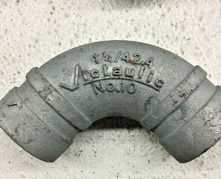 Victaulic Grooved End 90 Degree Elbow 1-1/4” Figure 10 Galvanized Pipe Fitting