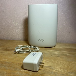 NETGEAR Orbi Satellite RBS50v2 | Ripetitore Wi-Fi Usato In Buone Condizioni