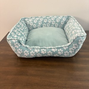 Small Dog Bed Teal White Paw Print Cozy Summer Soft Preowned Good