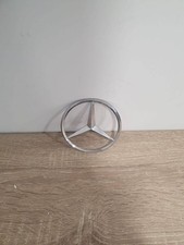 Mercedes-Benz ML W164 2005 Herstelleremblem A1648170016 AFE10759 Mercedes-Benz ML W164 2005 Herstelleremblem A1648170016 AFE10759