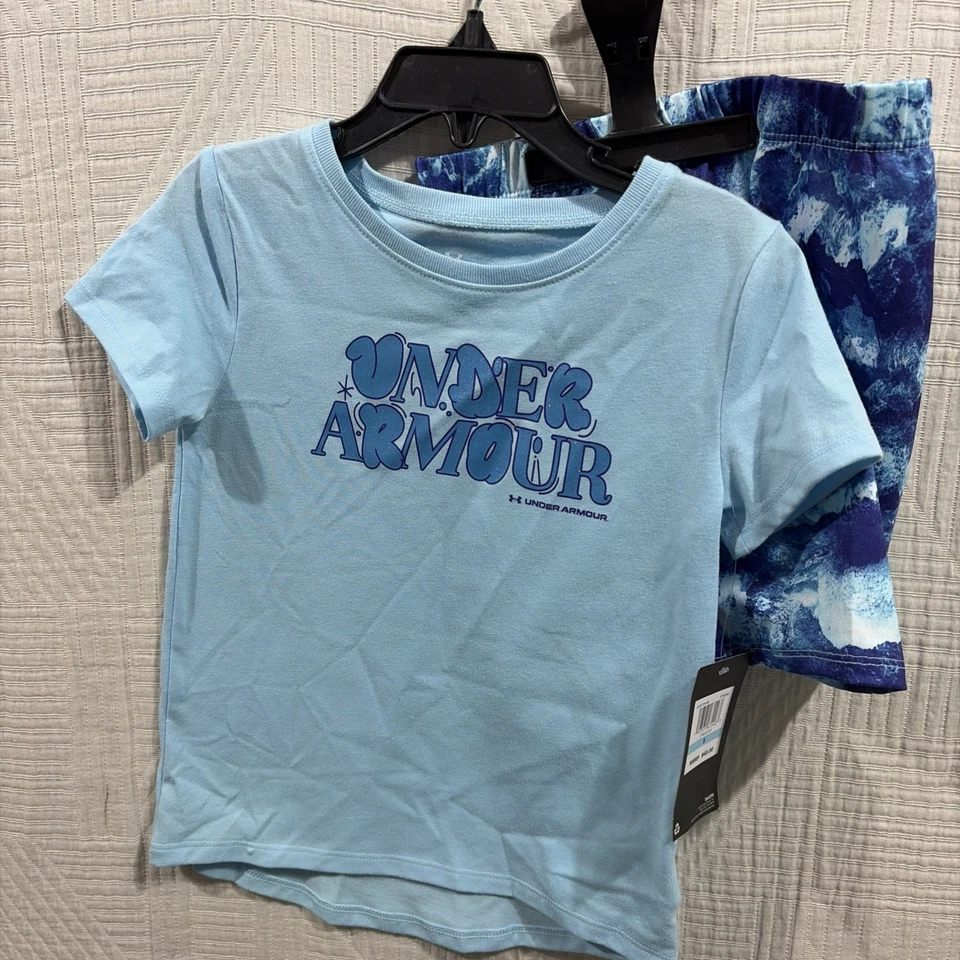 Juego corto Under Armour niñas 2 piezas talla 5 nuevo Foto 2 de 4