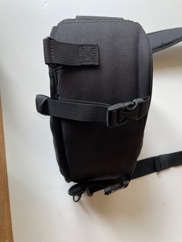 Caden DSLR Camera Bag Sling Case Backpack Cross-Body Waterproof Cover, black - Picture 2 of 8