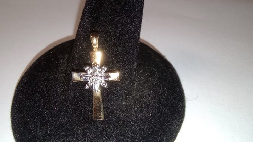 Vintage 10K Gold Diamond Entricate Cross Pendant - Picture 6 of 6