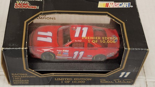NASCAR - #11 Bill Elliott - 1993 Ford - Amoco Racing 1:43 Die Cast Stock Car - Picture 2 of 8