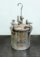 Binks 83-5668 Pressure Tank 2 Gallons Pressure Spray