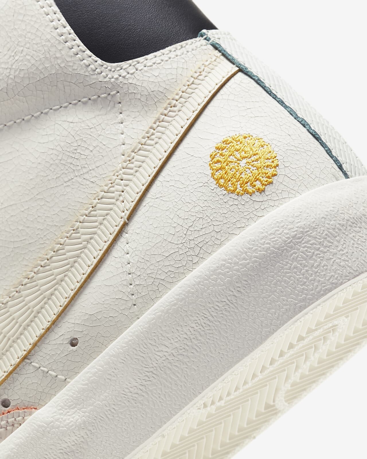 Size 6 - Nike Blazer Mid '77 Dia De Muertos 2020 for sale online | eBay