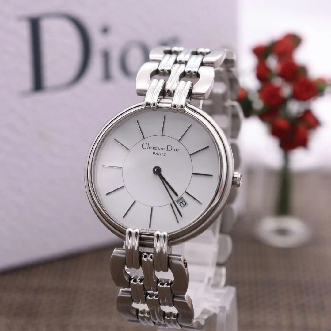 Christian Dior D65 100 Analogique Quartz Femme Véritable Neuf Batterie Bagira En Bon Wo