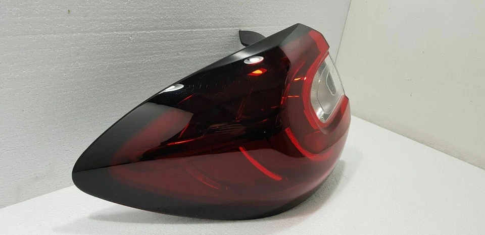 Renault Captur Lift 2017-2019 Rückleuchte Hinten links LED 265557849R - Bild 3 von 4