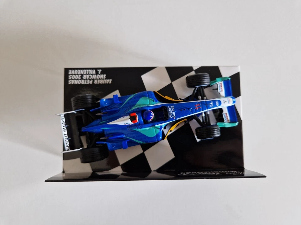 Minichamps 1/43 Sauber Petronas C23 J. Villeneuve - 2005 Showcar - 400050081 - Immagine 3 di 4